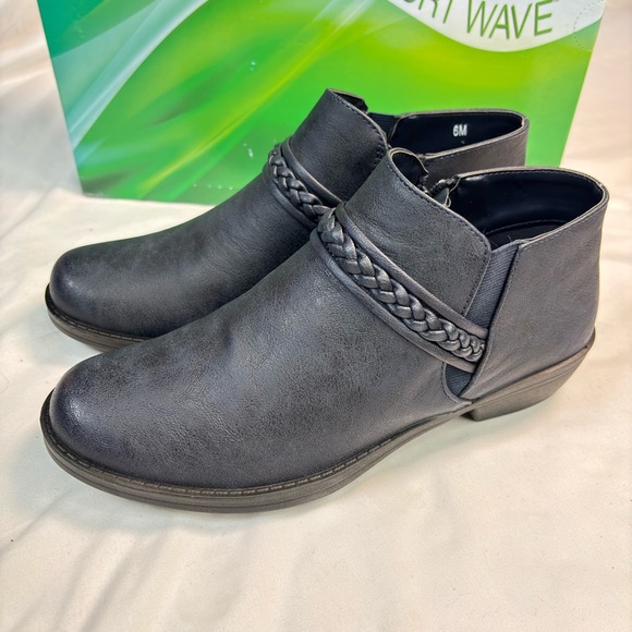 Easy Street Jalia Ankle Booties |Women’s 6M Navy Blue |Comfort Wave Lightweight - Picture 2 of 5